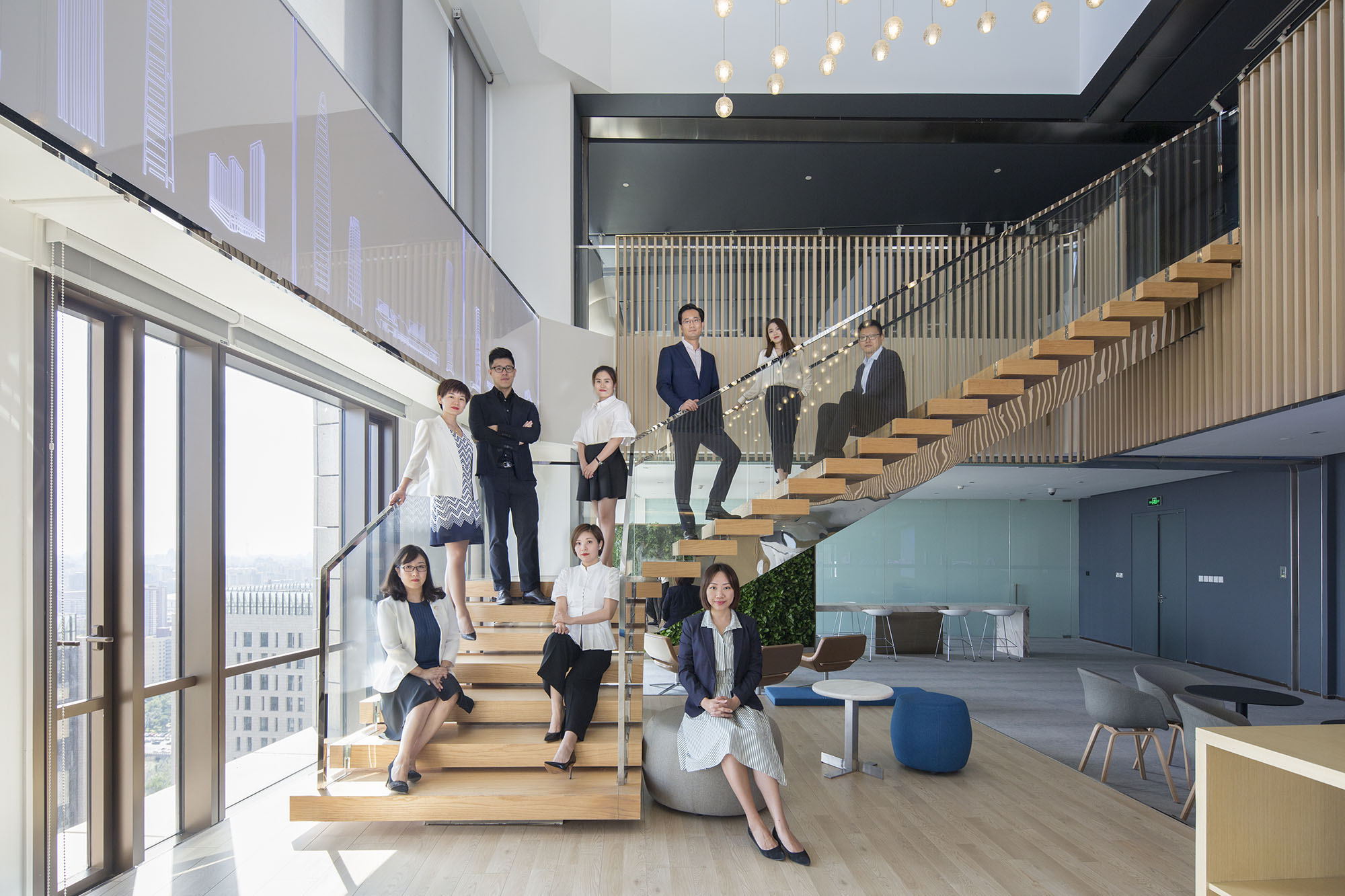 北京中建财富国际中心团队形象